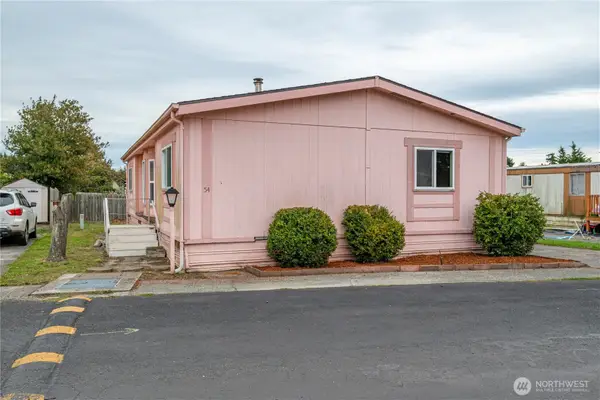 700 NW Crosby Avenue #54, Oak Harbor, WA 98277