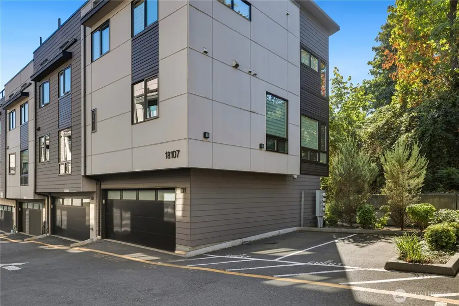 18107 65th Avenue Ne #102, Kenmore, WA 98028 - Image #3