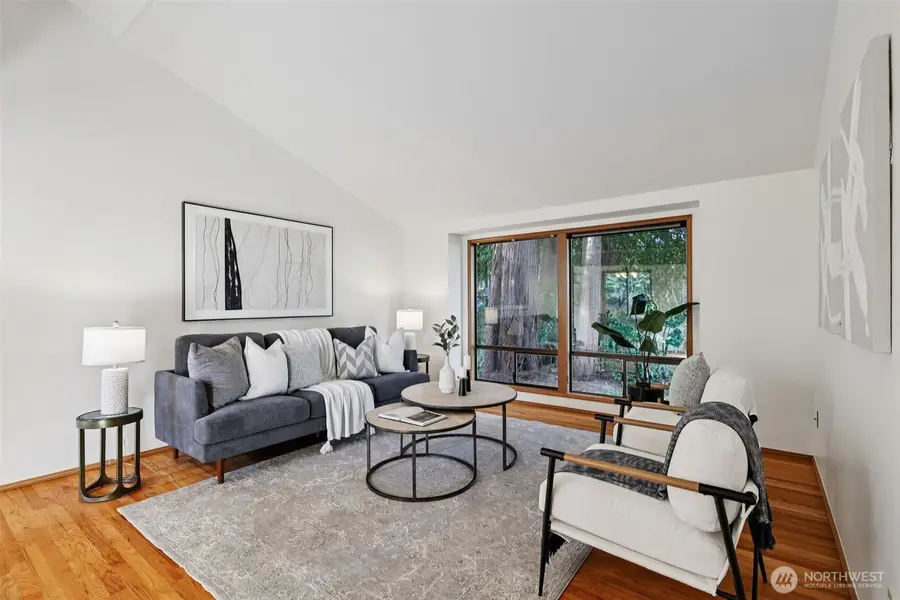 22035 NE 15th Street, Sammamish, WA 98074 - Image #2