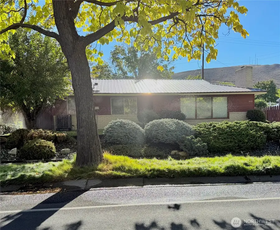 1023 River Drive, Coulee Dam, WA 99116 - Image #2