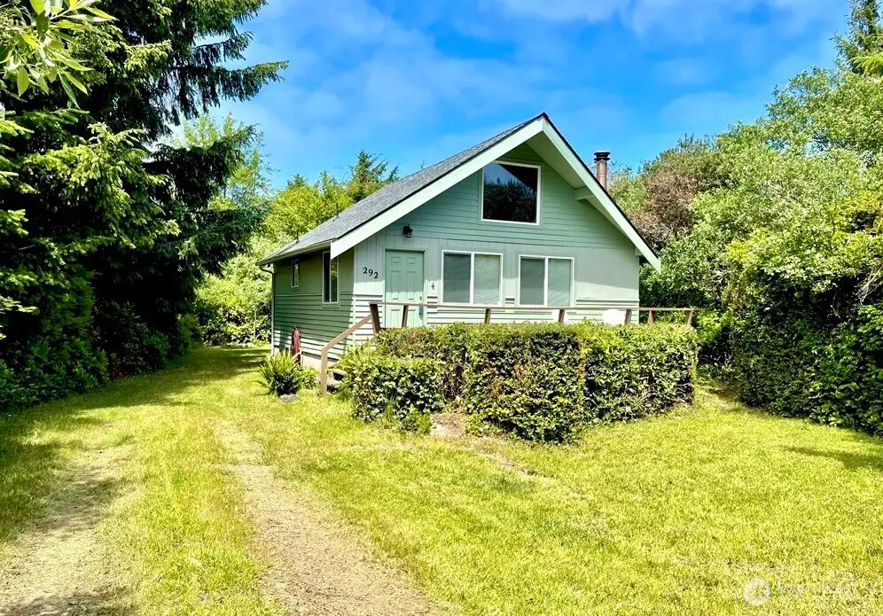 292 Calawah Street Sw, Ocean Shores, WA 98569 - Image #1