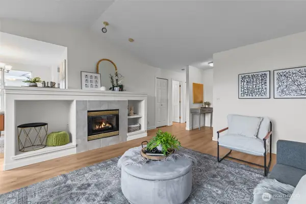 800 96th Avenue Ne #D202, Lake Stevens, WA 98258