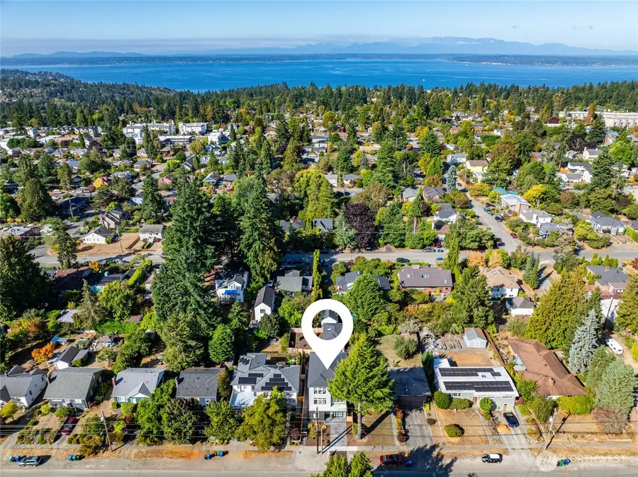 12037 Fremont Avenue N #1, Seattle, WA 98133 - Image #3