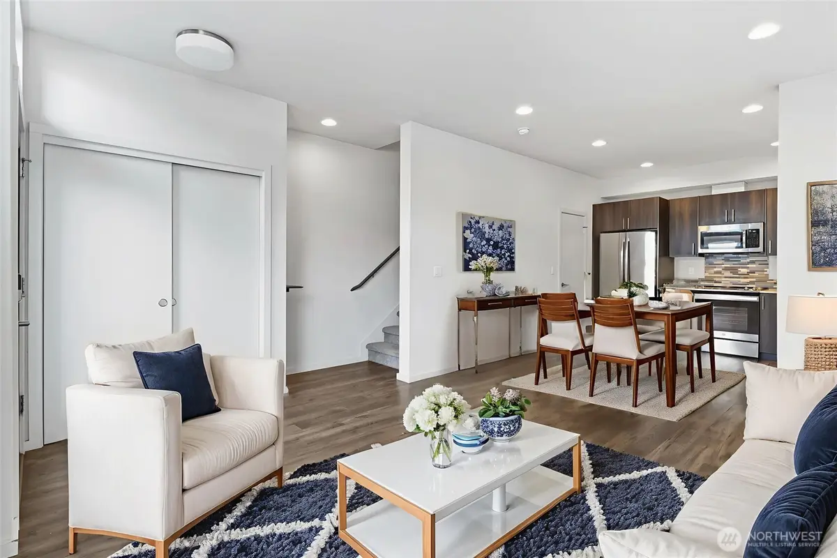 6917 Carleton Ave S #B, Seattle, WA 98108 - Image #1