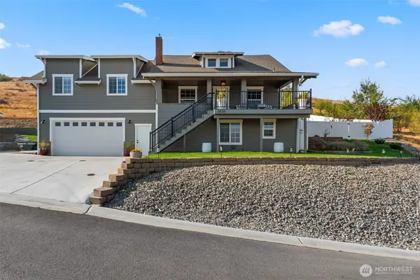 1020 Joni Lane, Wenatchee, WA 98801