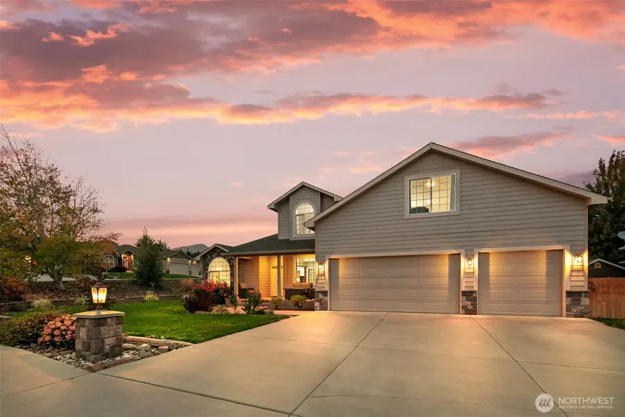 194 Lilly Lane, Wenatchee, WA 98801 - Image #2