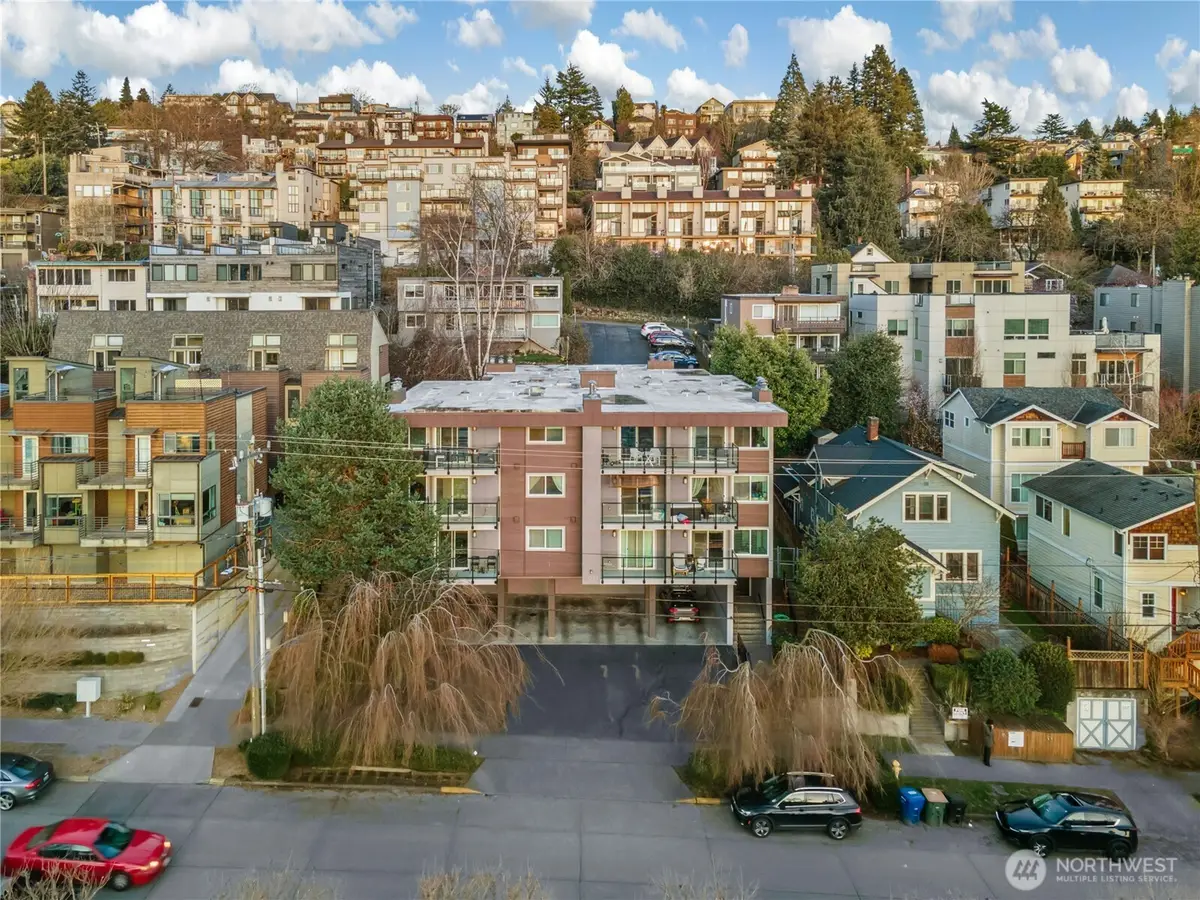 2034 14th Avenue W #304, Seattle, WA 98119 - Image #1