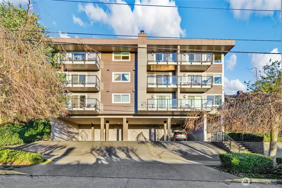 2034 14th Avenue W #304, Seattle, WA 98119 - Image #2