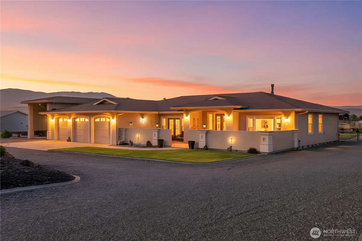 704 Desert Aire Dr Sw, Mattawa, WA 99349 - Image #1