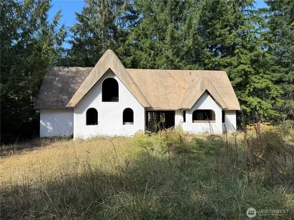 2563 E South Island Drive, Shelton, WA 98584