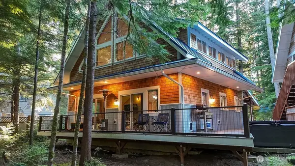 102 Steelhead Avenue, Forks, WA 98331