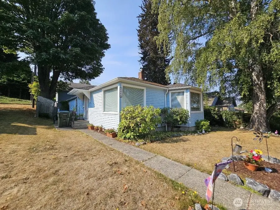 1132 E 6th St, Port Angeles, WA 98362 - Image #3