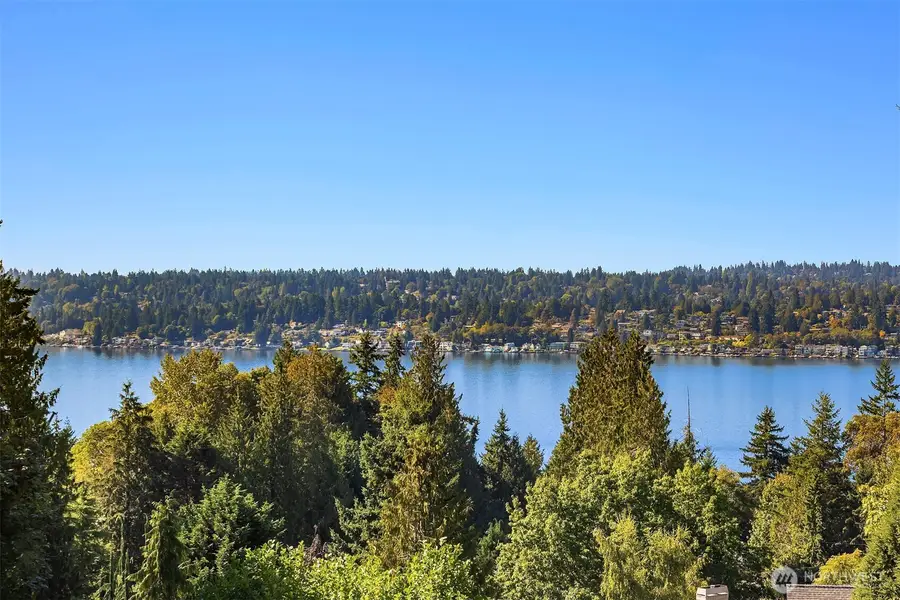 6447 NE 129th Place, Kirkland, WA 98034 - Image #2