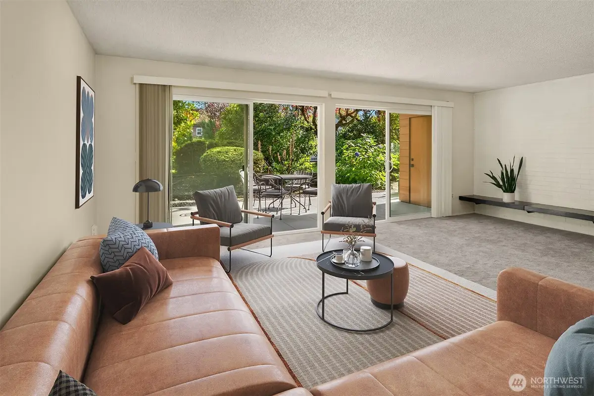 2501 Canterbury Ln E #106, Seattle, WA 98112 - Image #1