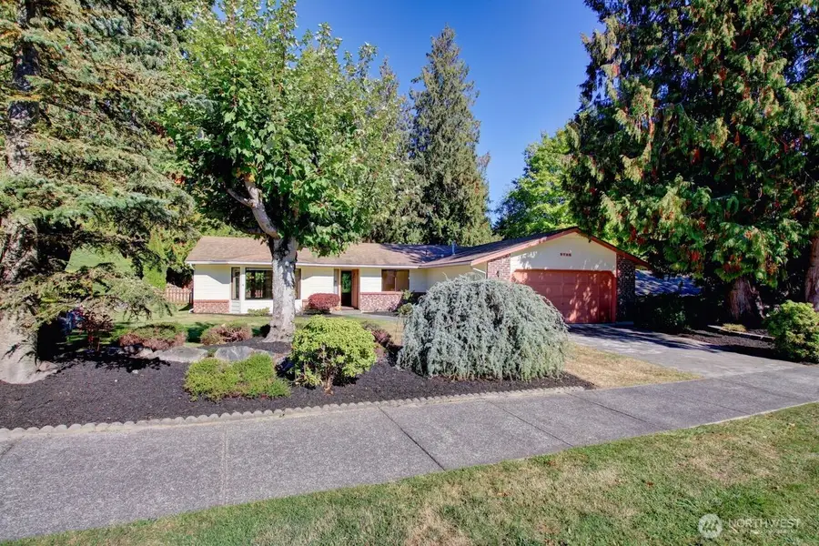 2736 N 27th Street, Mount Vernon, WA 98273 - Image #2