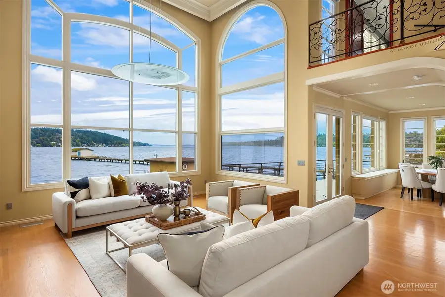 4701 NE Shore Place, Lake Forest Park, WA 98155 - Image #3