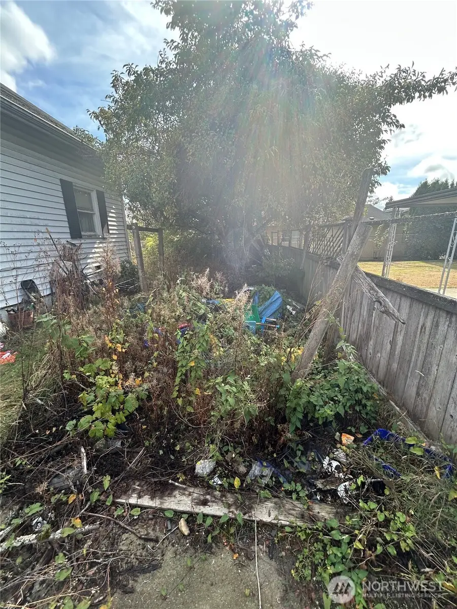 1402 S 80th Street, Tacoma, WA 98408 - Image #2