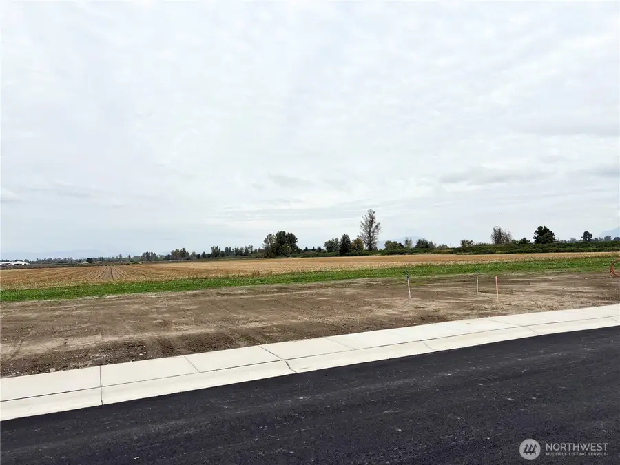 412 W 3rd Street #2, Everson, WA 98247 - Image #2