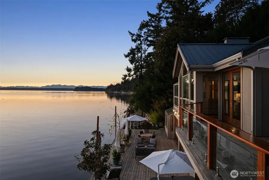 540 3rd Avenue, Fox Island, WA 98333 - Image #2