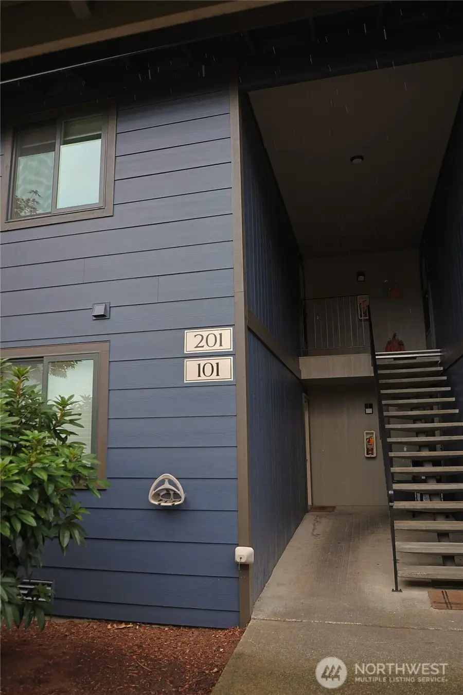 3560 Narrows View Lane Ne #5-201, Bremerton, WA 98310 - Image #2
