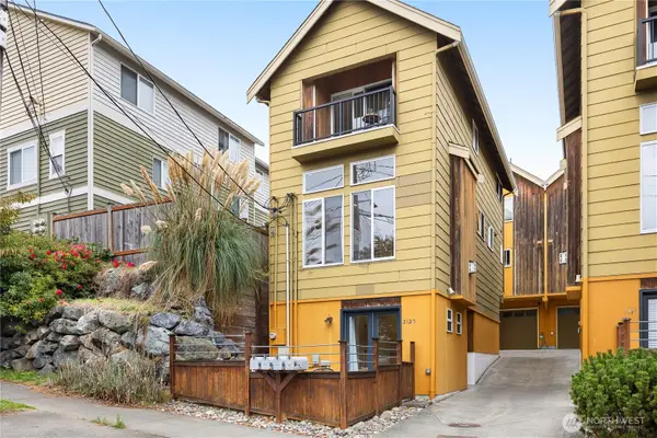 2120 W Ruffner Street, Seattle, WA 98199