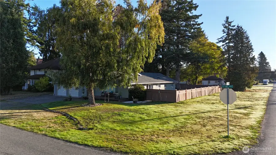 1190 Blaine Avenue, Blaine, WA 98230 - Image #2