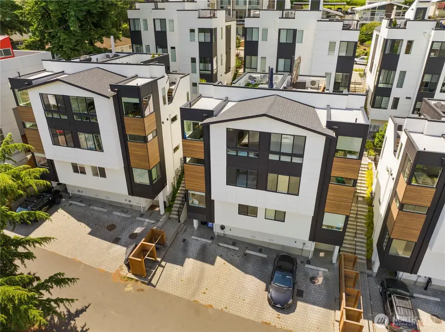 3418 23rd Avenue W, Seattle, WA 98199 - Image #3