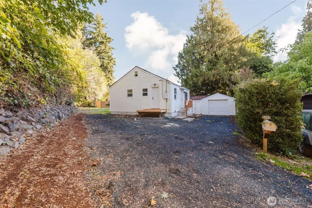 720 S Charleston Avenue, Bremerton, WA 98312 - Image #1