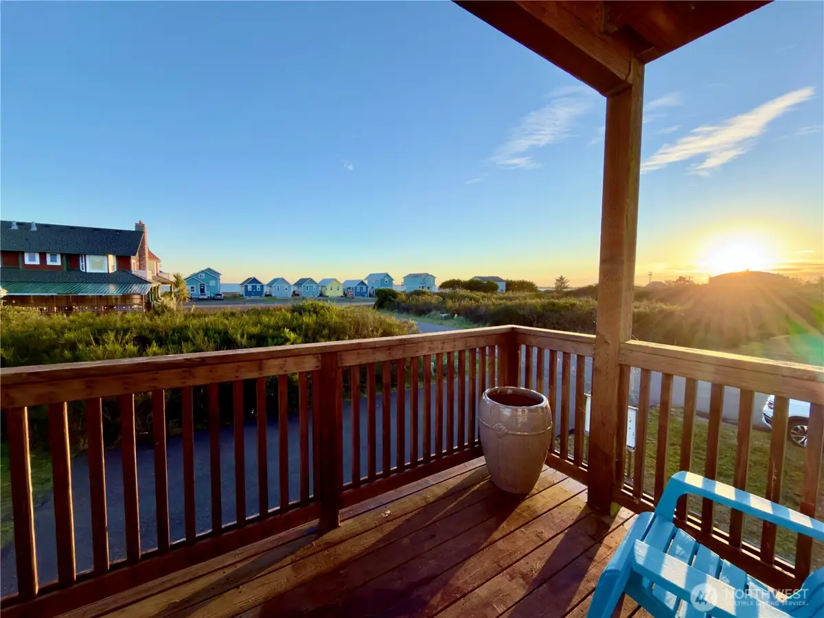 1046 Wawona Avenue Se, Ocean Shores, WA 98569 - Image #1