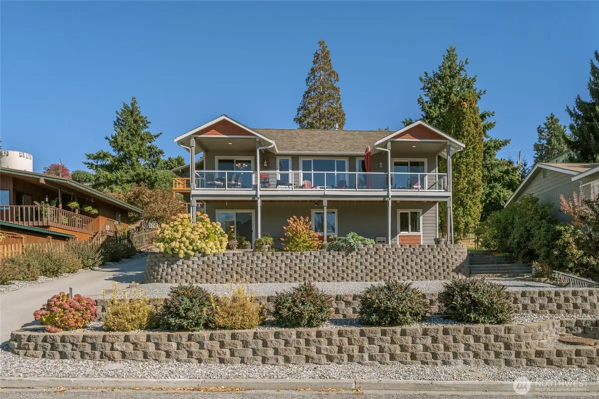 258 Lakeshore Drive, Manson, WA 98831 - Image #1