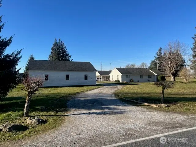 8885 Line Rd, Lynden, WA 98264 - #1