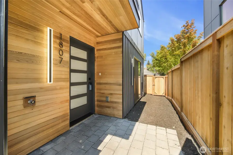 1807 SW Elmgrove Street, Seattle, WA 98106 - Image #3