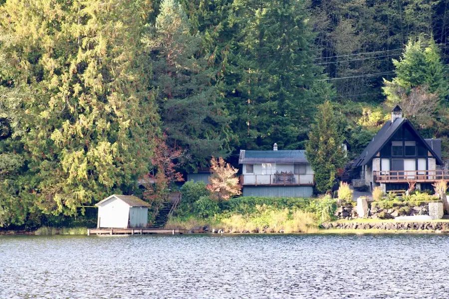 32779 South Shore Drive, Mount Vernon, WA 98274 - Image #2