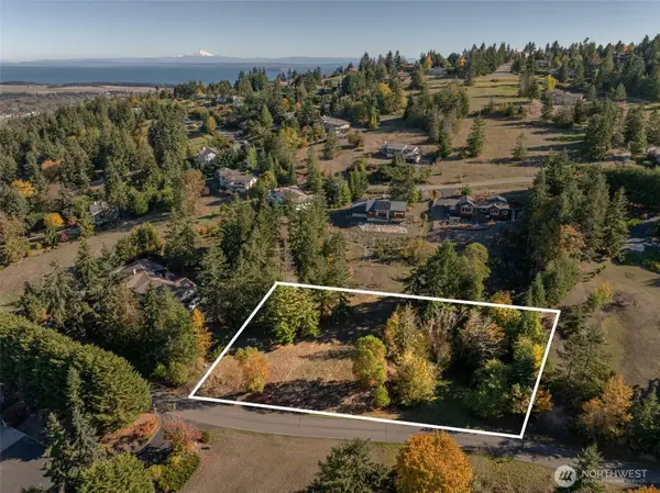 1051 Fox Hollow Road #4, Sequim, WA 98382