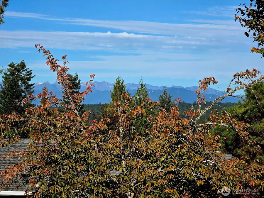 7010 Cormorant Place, Bremerton, WA 98312 - Image #2