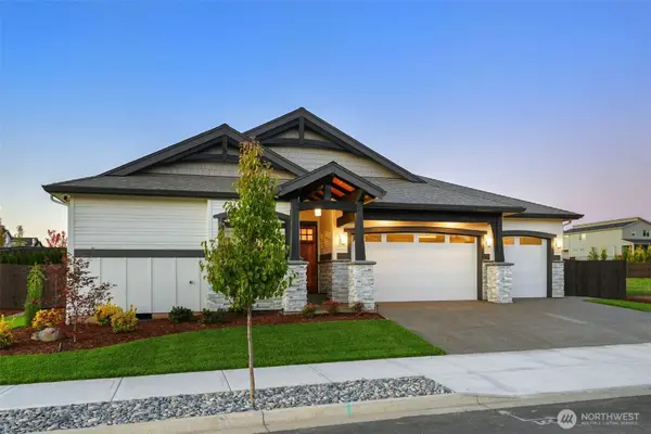 818 NW 173rd Circle, Ridgefield, WA 98642