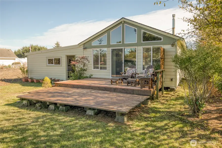 209 Canal Drive Se, Ocean Shores, WA 98569 - Image #2
