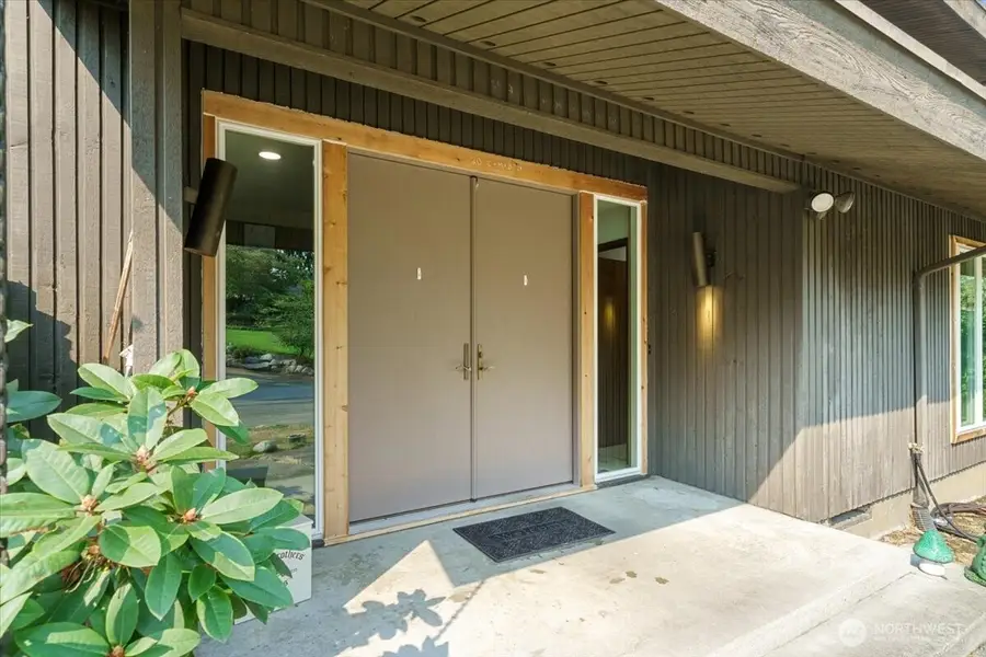 12316 Rebecca Drive Sw, Lakewood, WA 98499 - Image #2