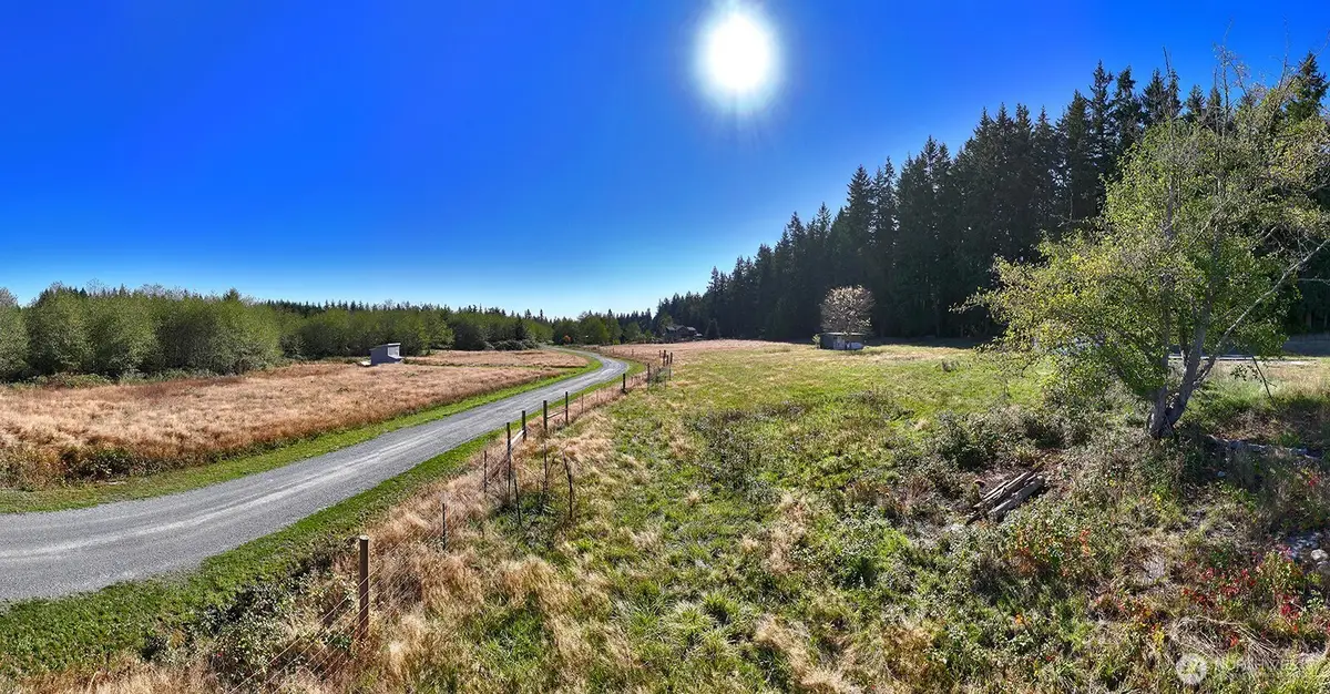 7110 Olin Place, Clinton, WA 98236 - Image #1