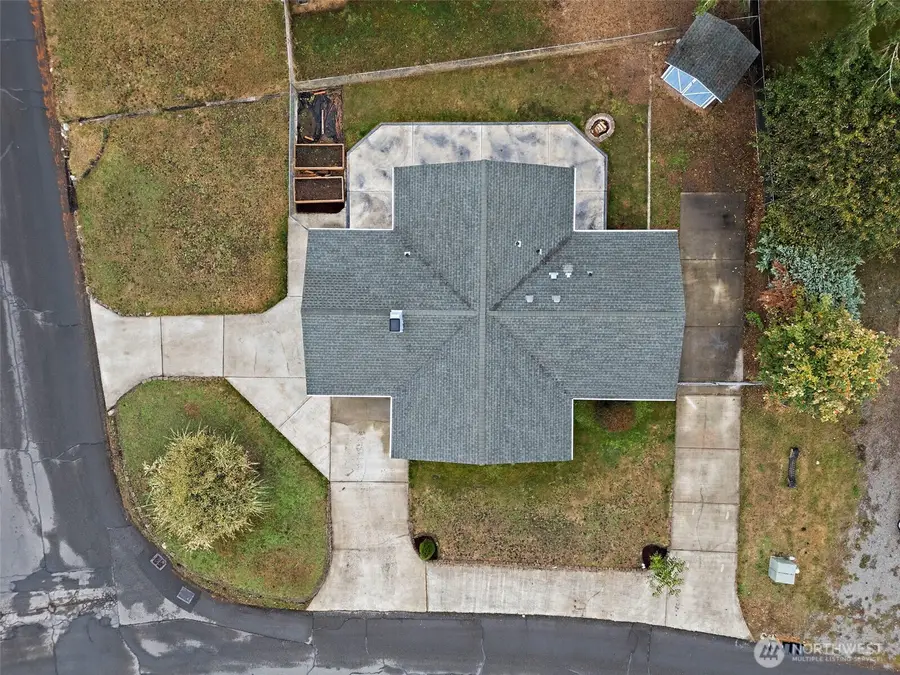 19428 Crescent Drive E, Spanaway, WA 98387 - Image #2