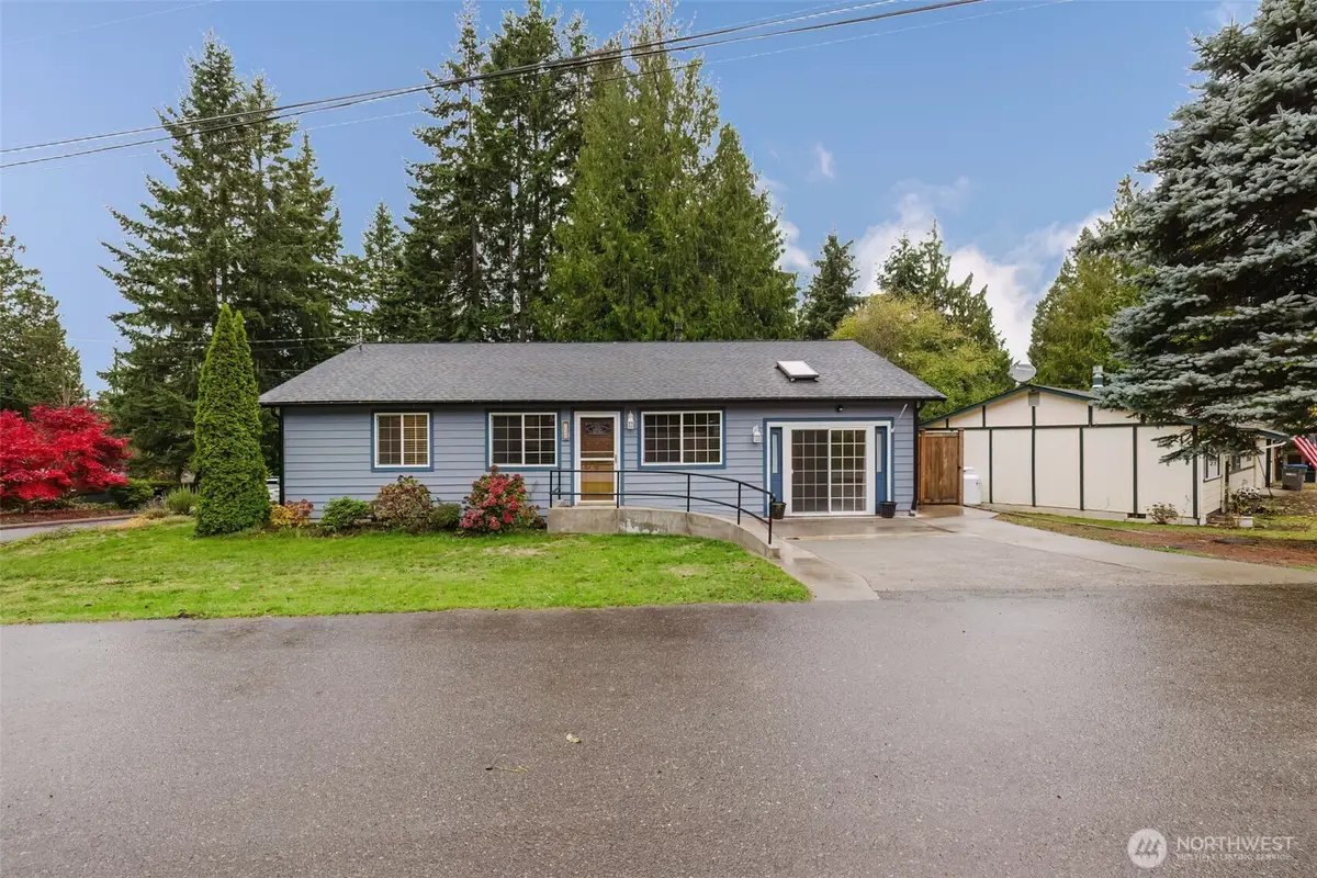 7600 Sandy Way Ne, Poulsbo, WA 98370 - Image #1