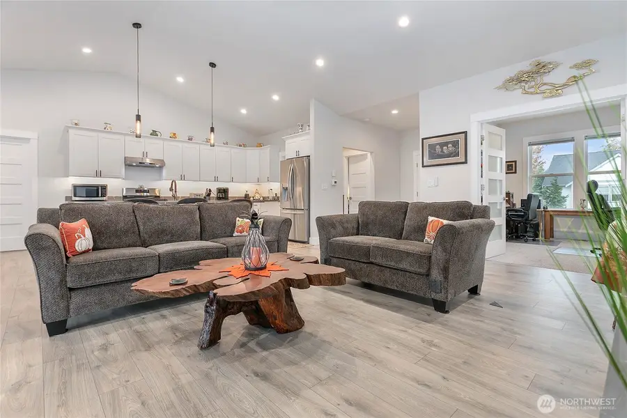 1725 Aaron Drive, Lynden, WA 98264 - Image #2