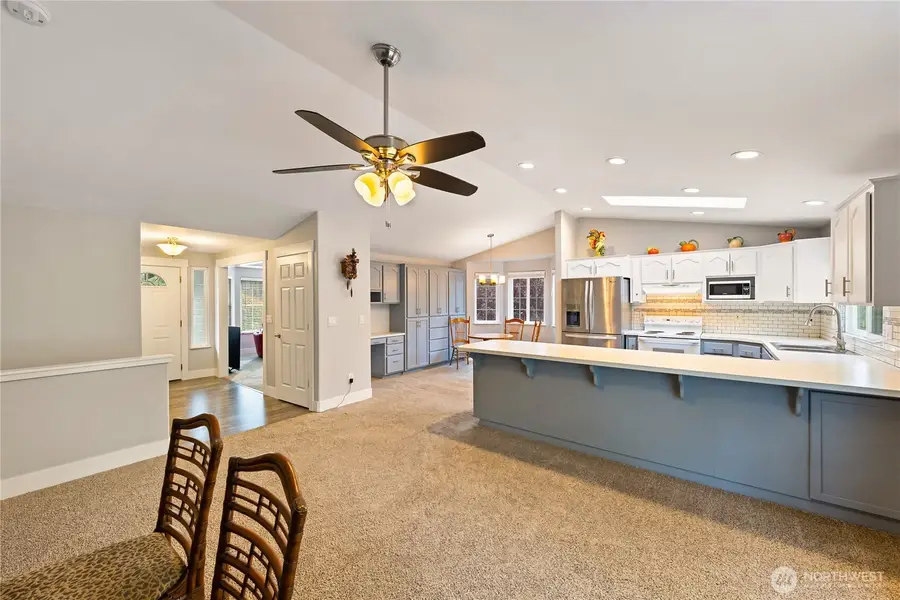 752 Tillamuk Drive, La Conner, WA 98257 - Image #3