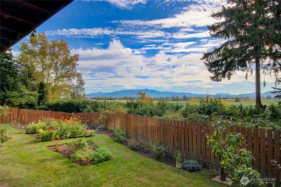 12509 Patricia Lane, Burlington, WA 98233 - Image #2