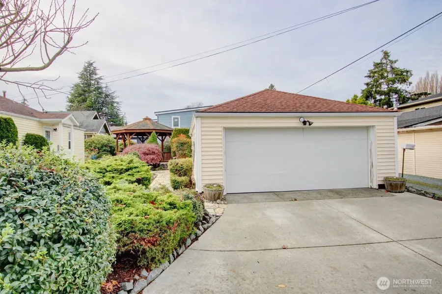 1102 17th Street, Anacortes, WA 98221 - Image #2