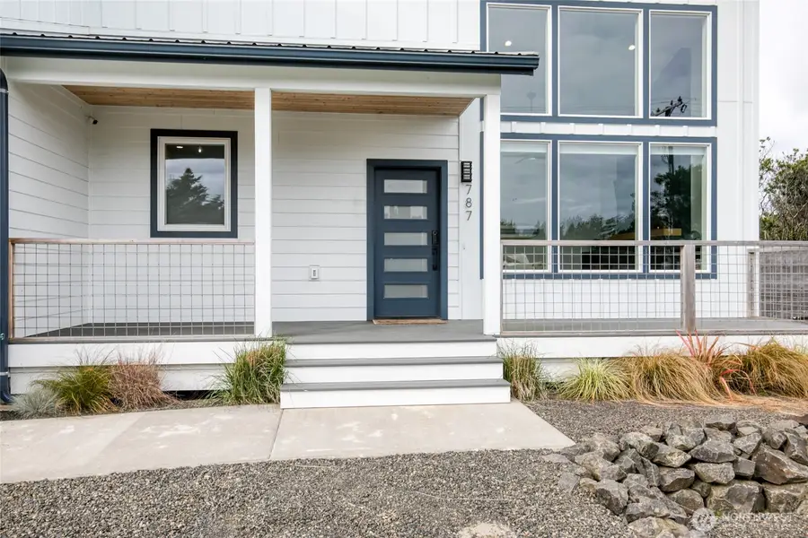 787 Ocean Shores Boulevard Sw, Ocean Shores, WA 98569 - Image #3