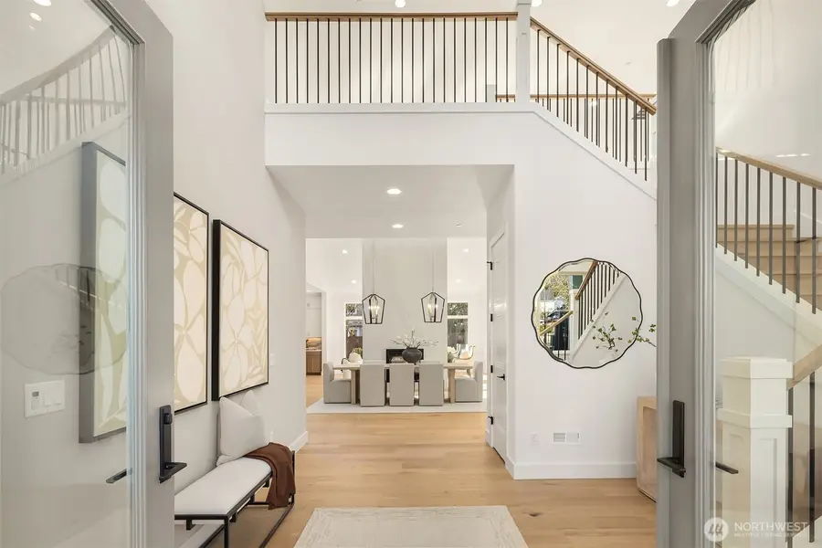 12929 NE 112th Street, Kirkland, WA 98033 - Image #2