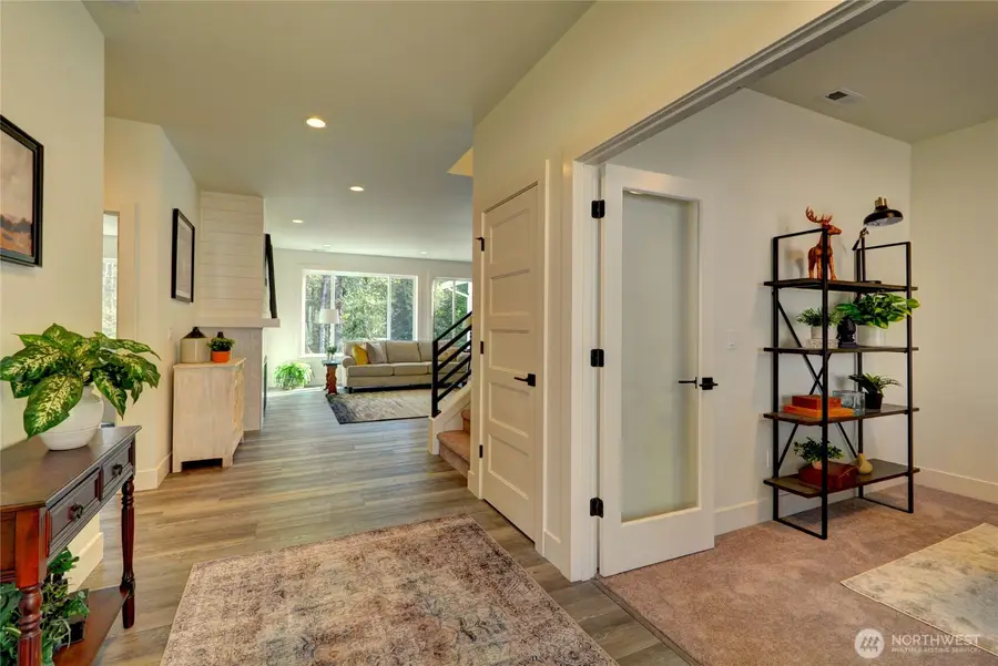 26807 3rd Avenue Ne, Arlington, WA 98223 - Image #2