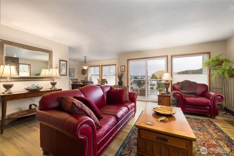 1800 Skyline Way #206, Anacortes, WA 98221 - Image #3