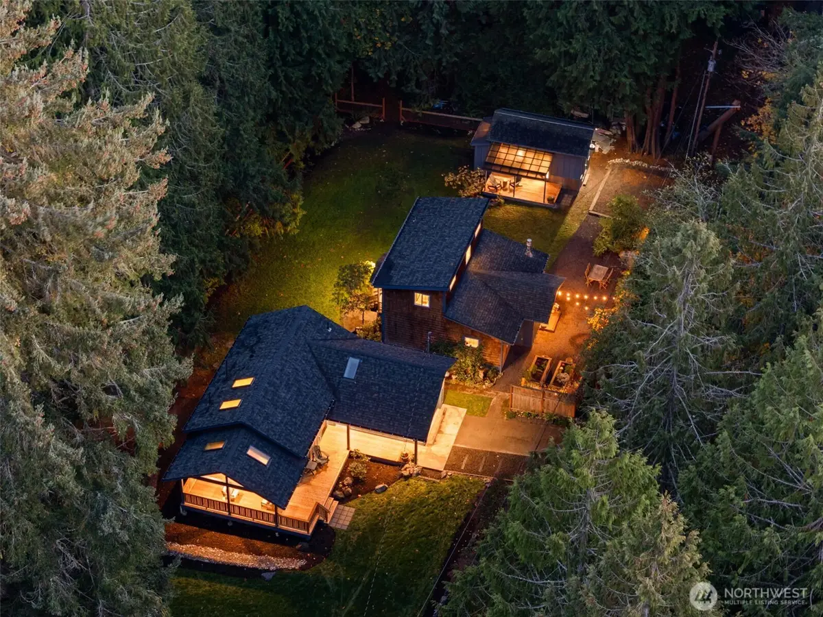 20710 Kitsap Street Ne, Indianola, WA 98342 - Image #1